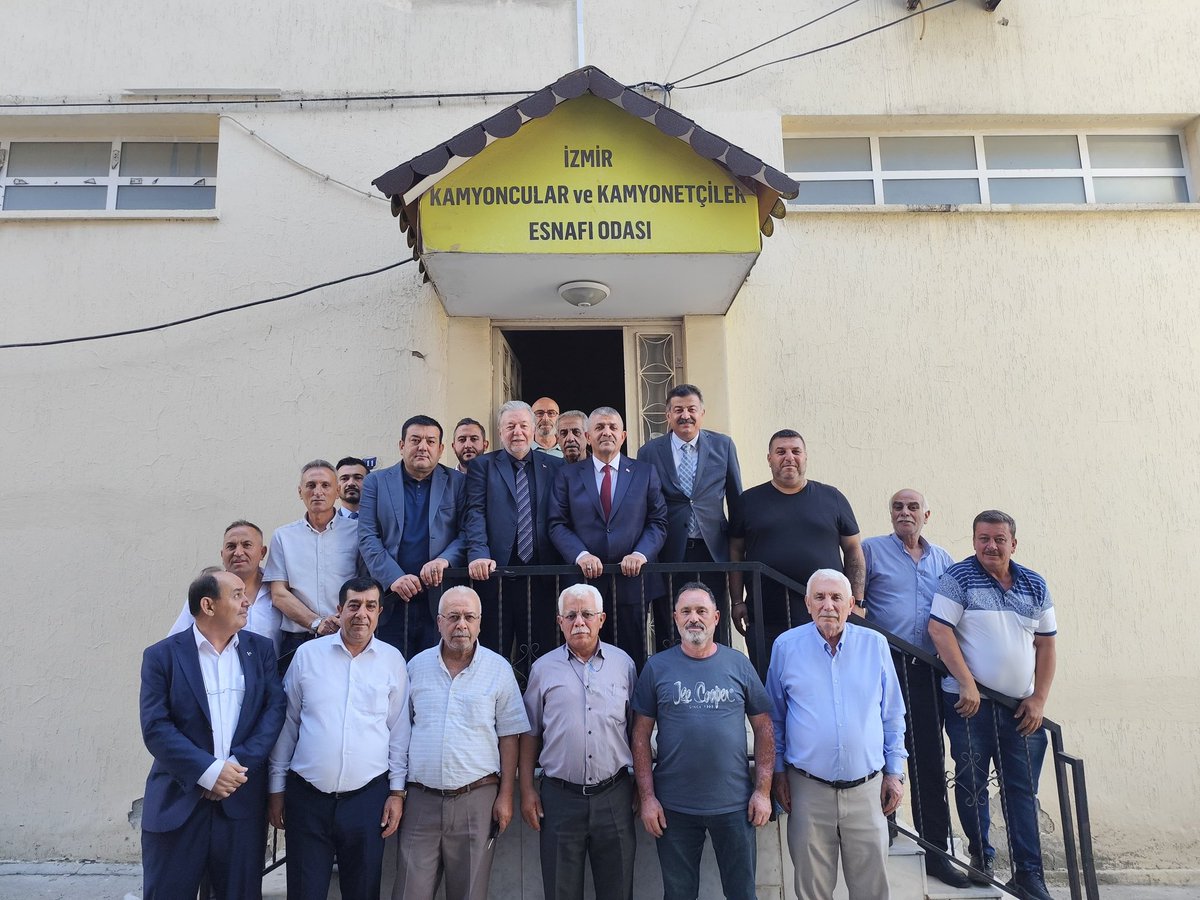 MHP İzmir İl Başkanlığı, İzmir Esnaf ve Sanatkarlar Odaları Birliği'ni Ziyaret Etti