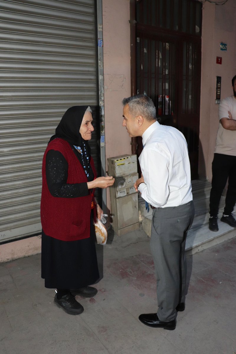 Erdek Kaymakamı Atakan Atasoy, Halkla Buluştu