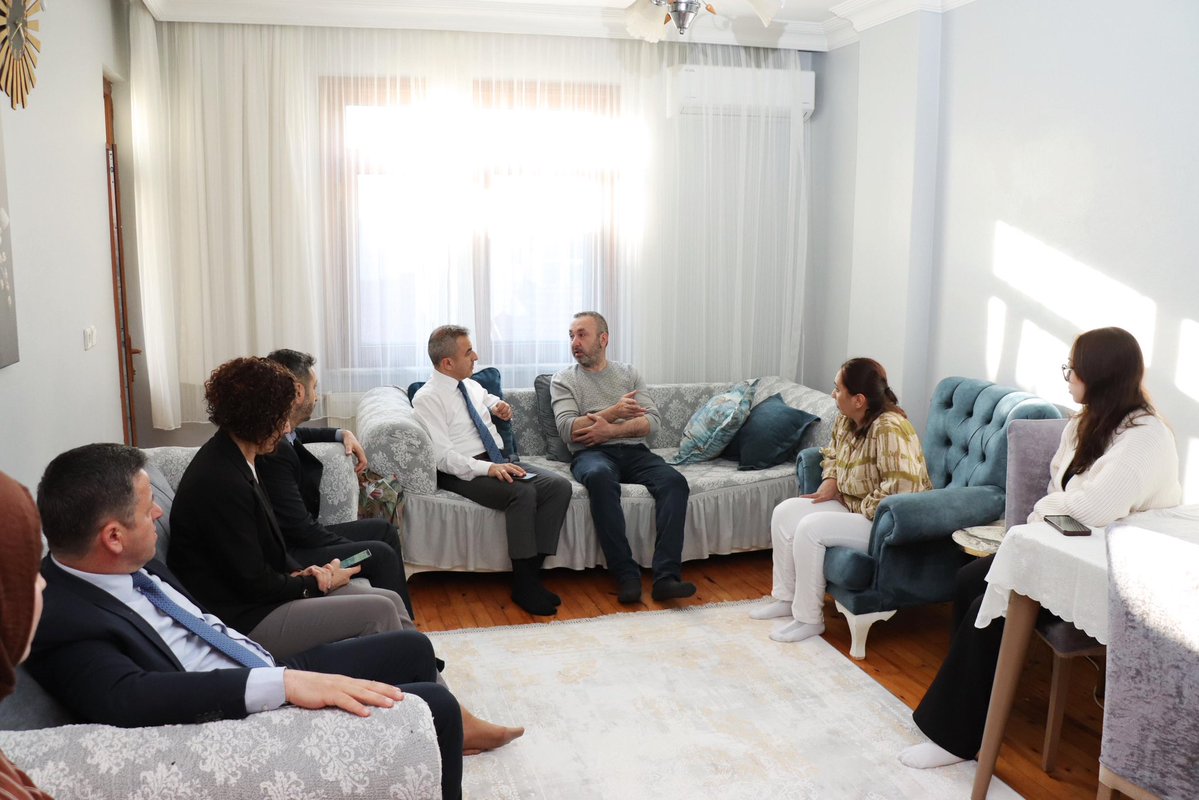 Erdek Kaymakamı Atasoy, Gazisi Ziyaret Etti