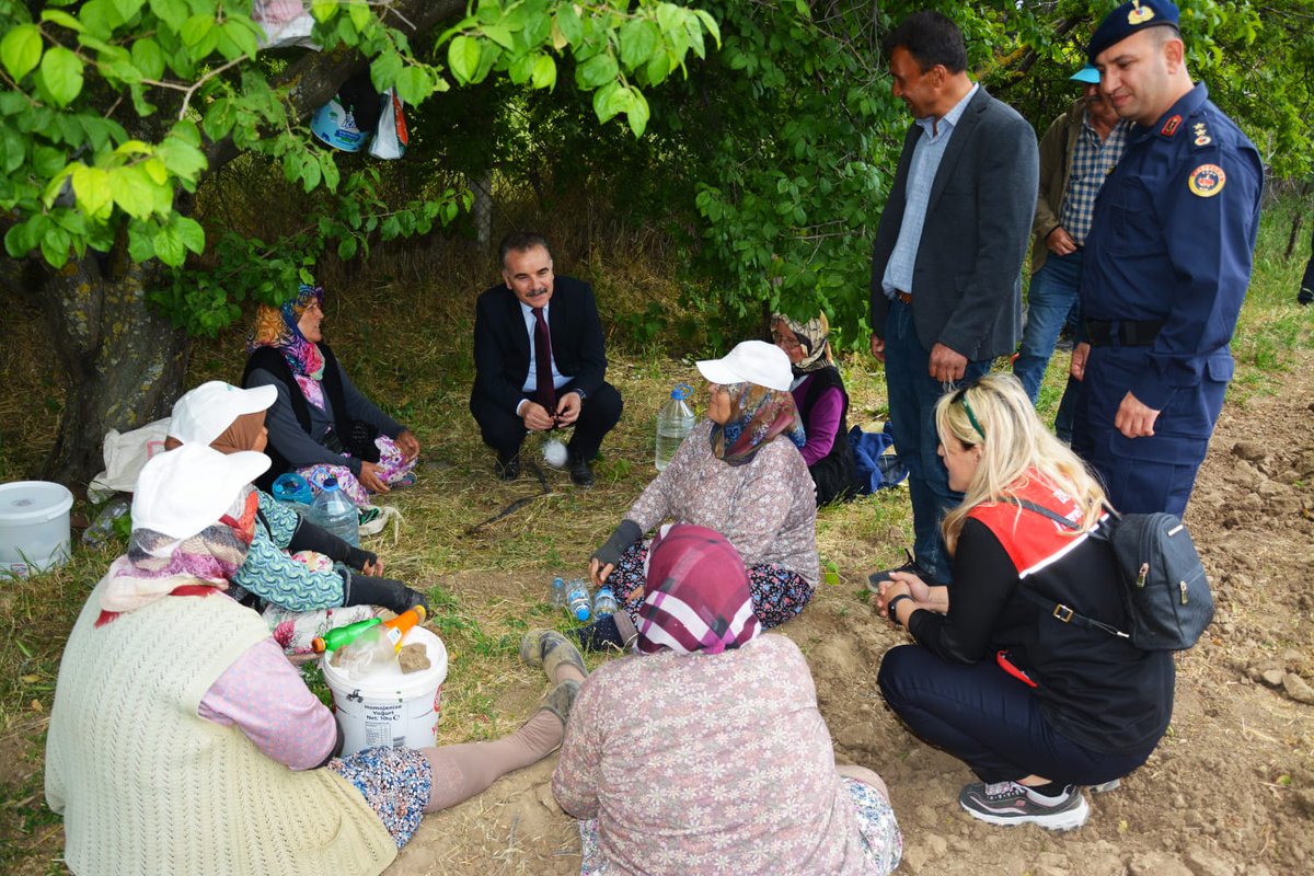 Edremit'te Dünya Çiftçiler Günü Kutlandı