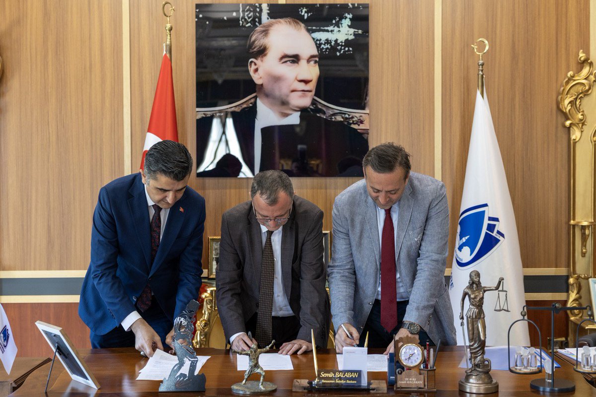 Yunusemre Belediyesi, Aigai Antik Kenti Kazılarına Lojistik Destek Veriyor