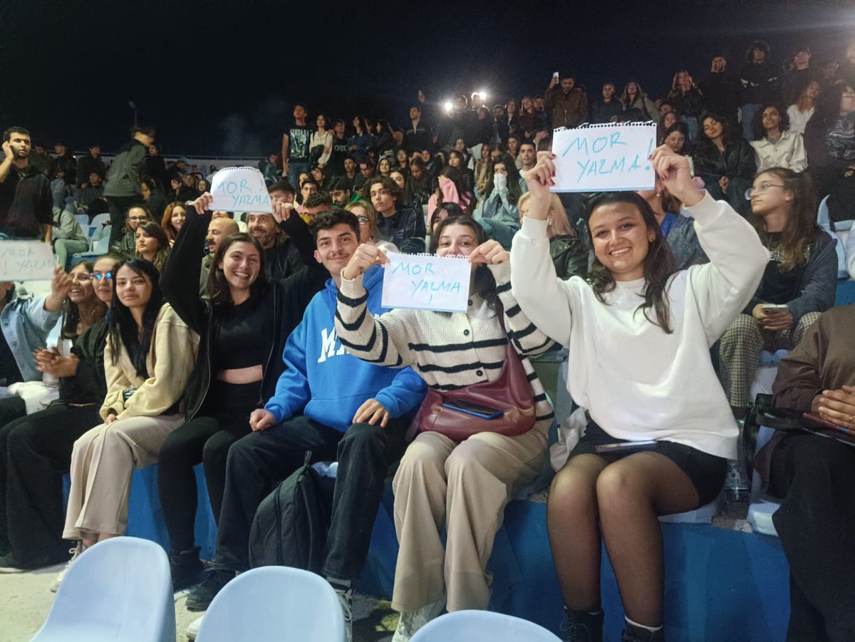 Dokuz Eylül Üniversitesi Öğrencilerinden DEÜFEST25 İçin İstek