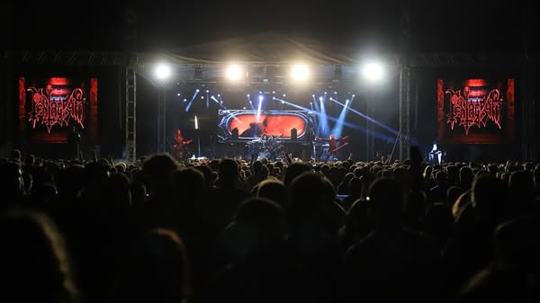 İYTE Bahar Şenliği Coşkuyla Başladı: Pentagram Sahneye Çıktı