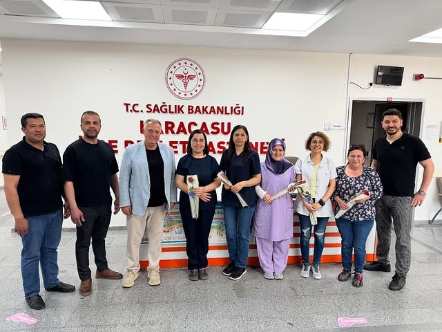 Karacasu Belediyesi, Hemşireler Haftası'nda Sağlık Çalışanlarına Ziyaret Etti
