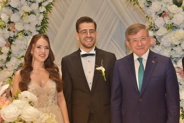 Ahmet Davutoğlu, İstanbul'da Nikâh Törenine Katıldı