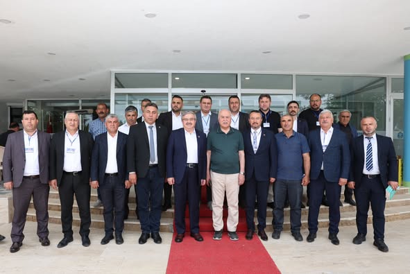 Belediye Başkanları Eğitim ve İstişare Kampı Sandıklı'da Devam Ediyor