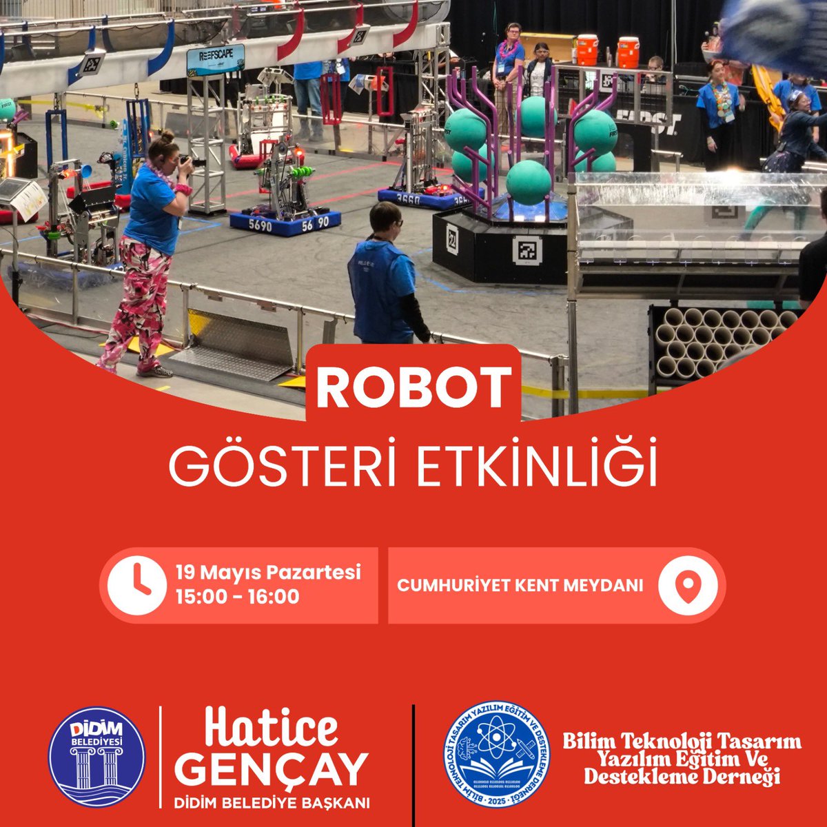 Didim'de Robot Gösterisi: Bilim ve Teknolojinin Geleceği Kent Meydanı'nda Canlandı