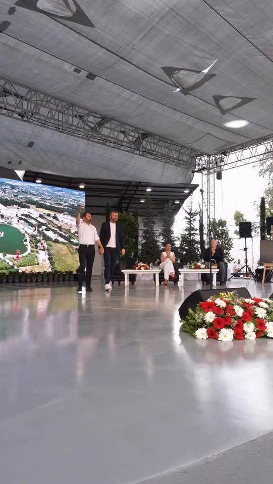 Buca Belediyesi Zeki Metin Amfi Tiyatrosu Yenilenerek Açıldı