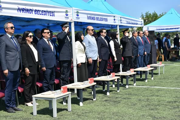 İvrindi'de 19 Mayıs Atatürk'ü Anma, Gençlik ve Spor Bayramı Coşkuyla Kutlandı