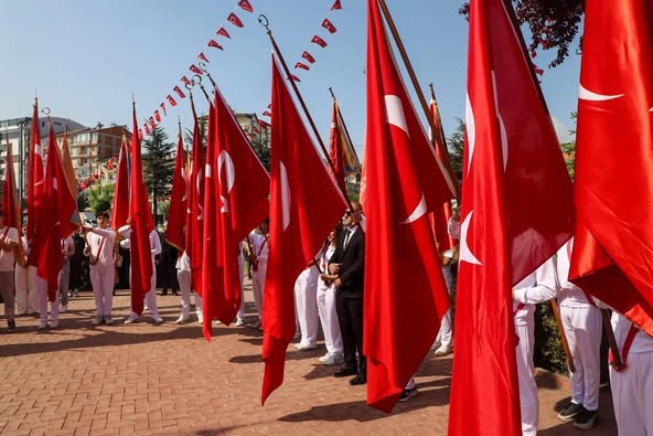 MHP Afyonkarahisar İl Başkanlığı, 19 Mayıs Atatürk'ü Anma, Gençlik ve Spor Bayramı'na Katıldı