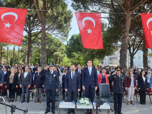 Gömeç'te 19 Mayıs Atatürk'ü Anma Gençlik ve Spor Bayramı Coşkuyla Kutlandı