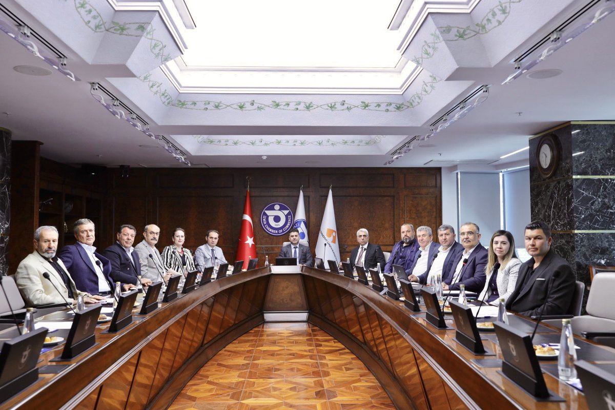 İzmir Ticaret Odası'nda Bayındır Sera İhtisas Organize Tarım Bölgesi Toplantısı Yapıldı