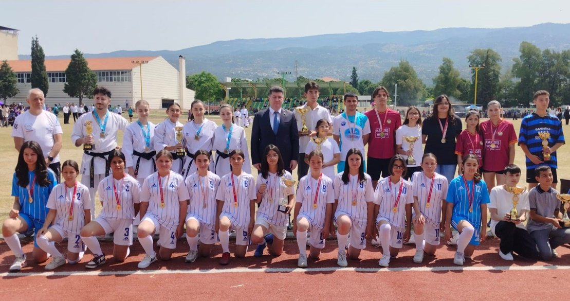 Çine'de 19 Mayıs Atatürk'ü Anma, Gençlik ve Spor Bayramı Coşkuyla Kutlandı
