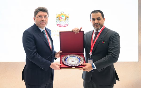 Adalet Bakanı Tunç, Birleşik Arap Emirlikleri Adalet Bakanı Al Nuaimi ile Görüşüldü