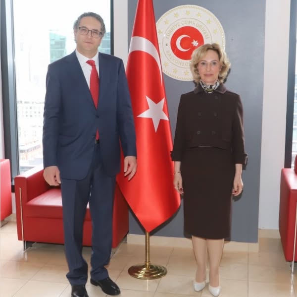 KUTSO Heyeti Şikago Başkonsolosu Atatanır'ı Ziyaret Etti