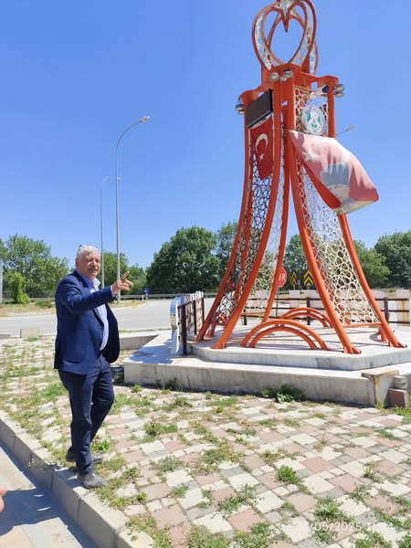 Işıklar Belediyesi Konya Karayolu Ön Cephesinde Park ve Peyzaj Çalışmalarına Başladı