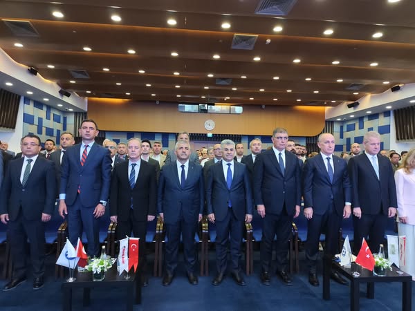 MHP İzmir İl Başkanlığı'ndan Kentsel Dönüşüm Vurgusu