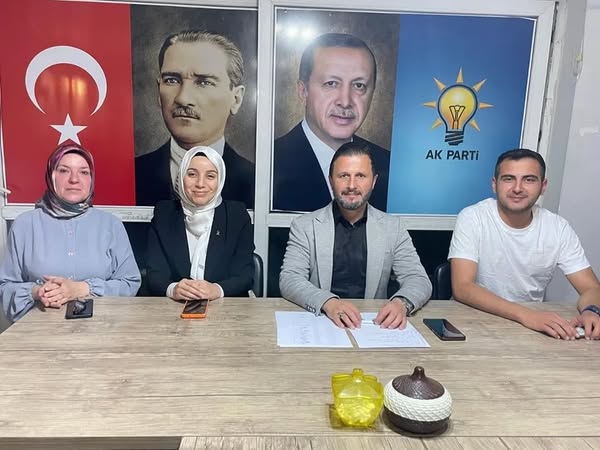 AK Parti İncirliova İlçe Başkanlığı Haftalık Toplantısı Gerçekleştirildi