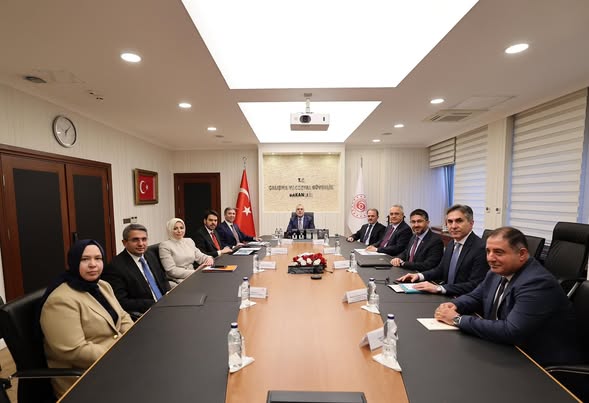 Çalışma ve Sosyal Güvenlik Bakanlığı'nda Yurt Dışı Türkler ve Akraba Toplulukları Değerlendirme Toplantısı