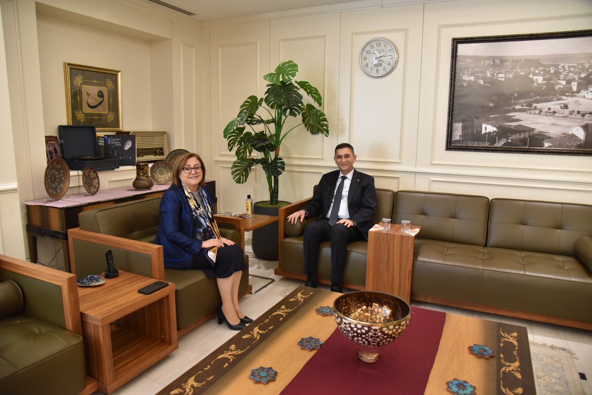 Adnan Unverdi, Gaziantep Büyükşehir Belediye Başkanı Fatma Şahin ile Sanayi İş Birliği Görüşmesi Gerçekleştirdi