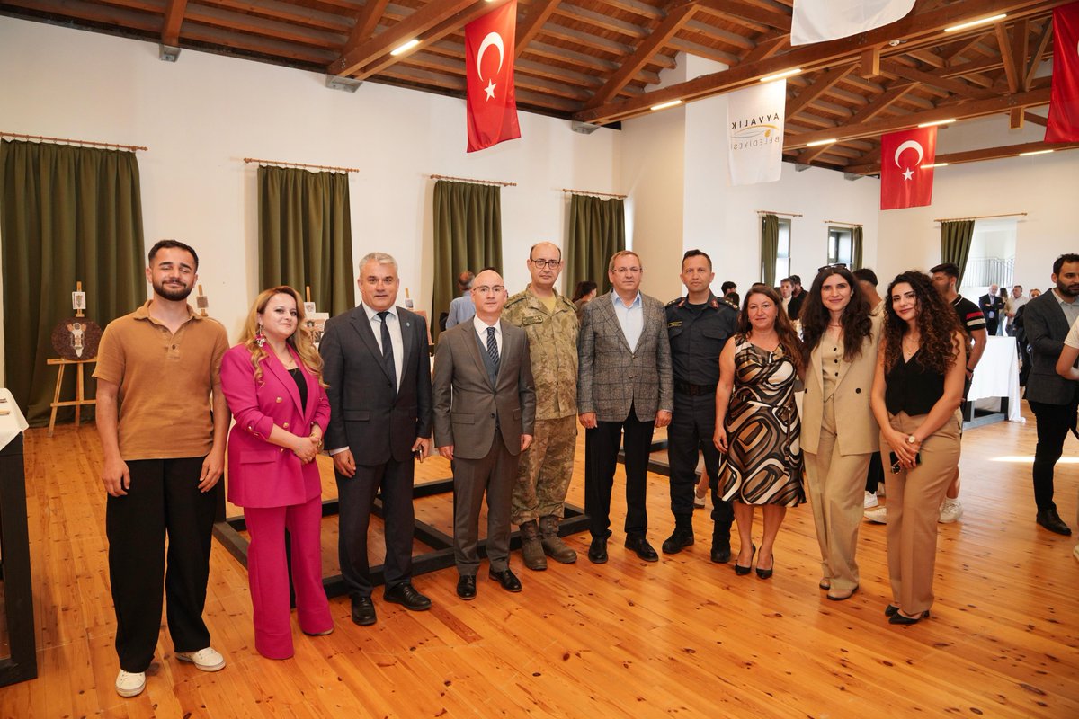 Balıkesir Üniversitesi Öğrencileri Ayvalık'ın Güzelliklerini Sanata Yansıttı