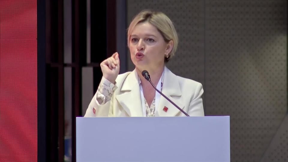 CHP Kadın Kolları Genel Başkanı Nazlıaka, Kadın Sosyalist Enternasyonal Konsey Toplantısı'nda konuştu