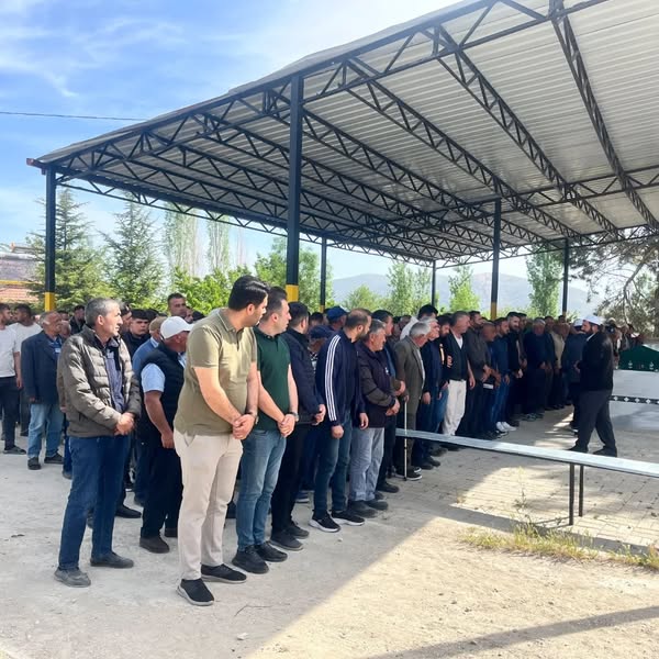 CHP Afyonkarahisar İl Başkanı, Karaadilli Belediye Meclis Üyesinin Oğlu İçin Taziye Mesajı Yayınladı