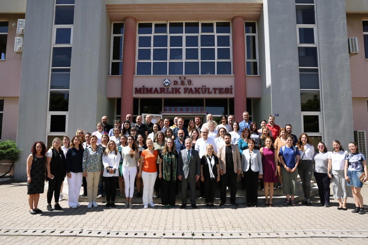 Dokuz Eylül Üniversitesi Rektörü Mimarlık Fakültesini Ziyaret Etti