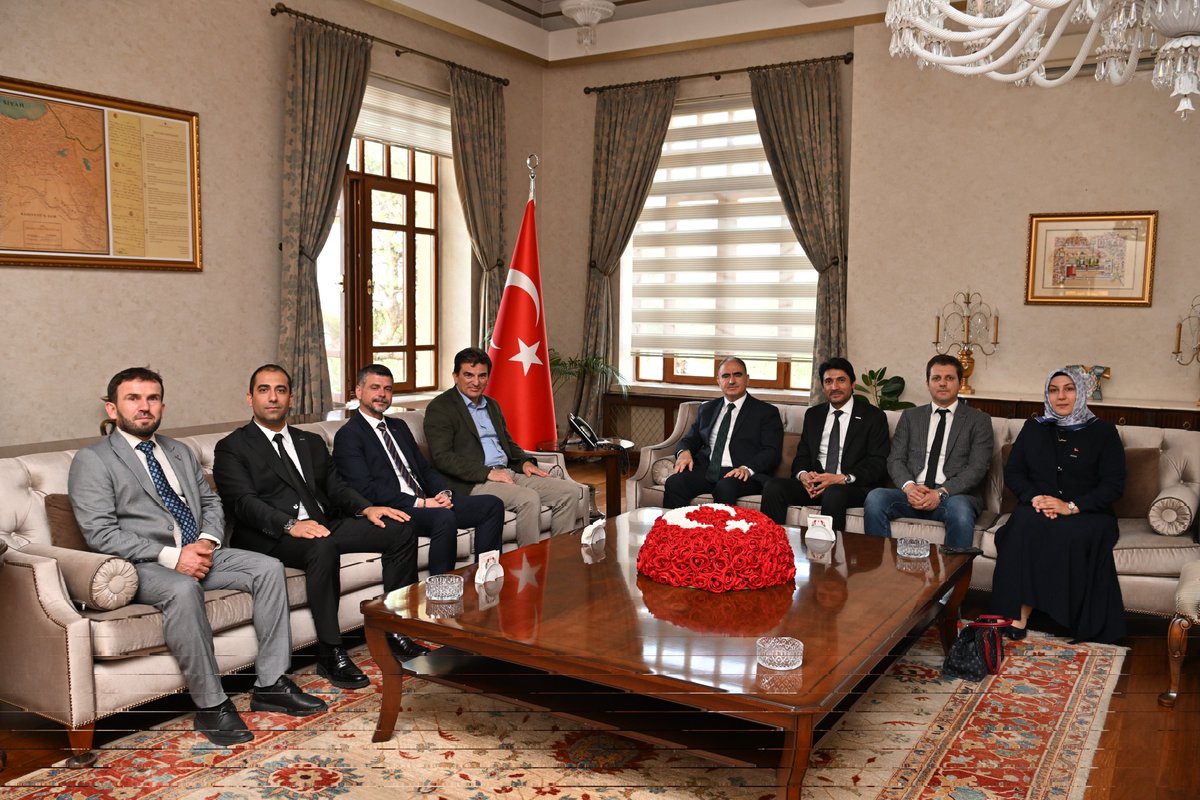 Manisa Valiliği'nde MÜSİAD Manisa Yönetimiyle İstişare Toplantısı Düzenlendi