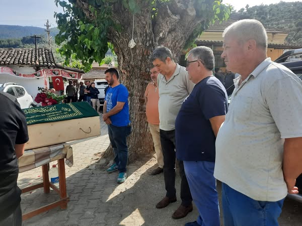AYESOB Başkanı, Söke Marangozlar Odası Başkan Vekilinin Babasının Cenaze Törenine Katıldı