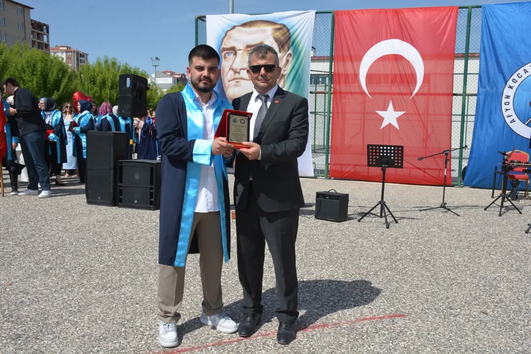 Emirdağ Meslek Yüksekokulu Mezuniyet Töreni Gerçekleştirildi
