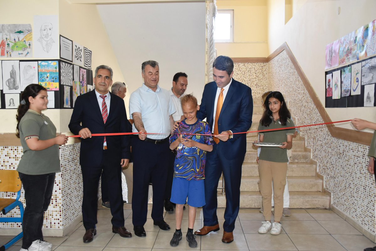 Didim Kaymakamı Kuruca, İlkokul Yıl Sonu Sergisini Ziyaret Etti