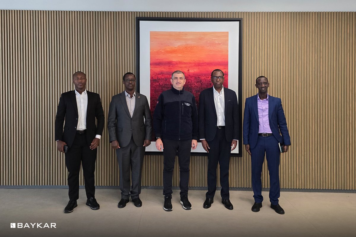 Ruanda Hava Kuvvetleri Komutanı, BAYKAR'ı Ziyaret Etti