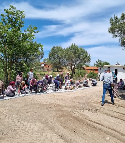 Balya'da Yaylacık Köyü Sosyal Tesisi İçin Yerel Yönetim ve Köy Sakinleri İş Birliği