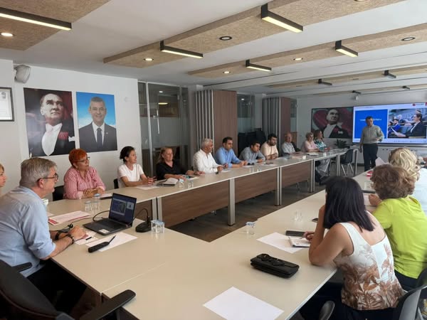 CHP Balıkesir İl Başkanlığı Parti Okulu Eğitimi Tamamlandı