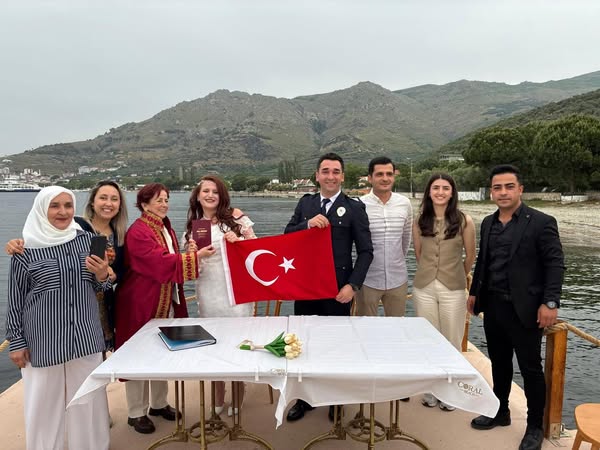 Marmara Adalar Belediyesi'nde Evlilik Sevinci