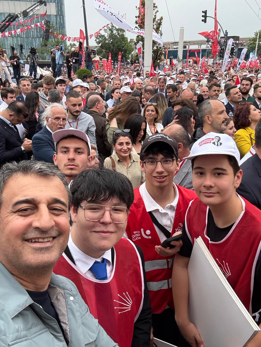 CHP, Bursa'da İmamoğlu Mitingiyle Seçim Kampanyasına Başladı