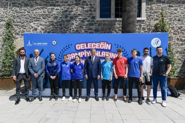 İzmir Büyükşehir Belediyesi'nden Geleceğin Şampiyonları Projesi
