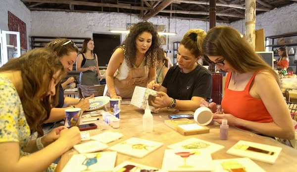 Aliağa'da Sanat ve Doğanın Buluştuğu Yüksek Dereceli Seramik Atölyesi Açıldı