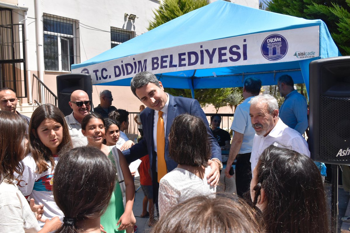 Didim Kaymakamı ve İlçe Milli Eğitim Müdürü Valiler İlkokulu Kermesini Ziyaret Etti