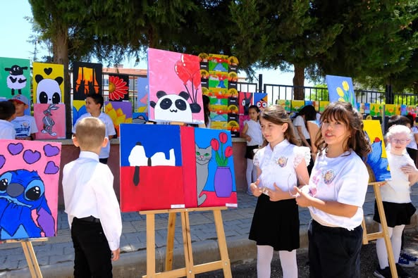 Dinar Belediyesi Eğitim Öğretim Yılı Sene Sonu Sergisine Katıldı