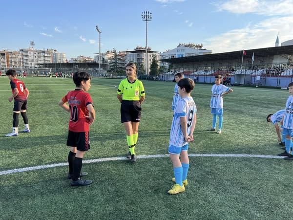 Koçarlı Belediyespor U12 Takımı Çine ile Dostane Bir Maç Gerçekleştirdi
