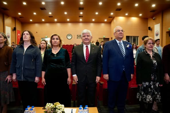 Sağlık Bilimleri Üniversitesi'nde Pelvik Ağrı Sempozyumu Düzenlendi