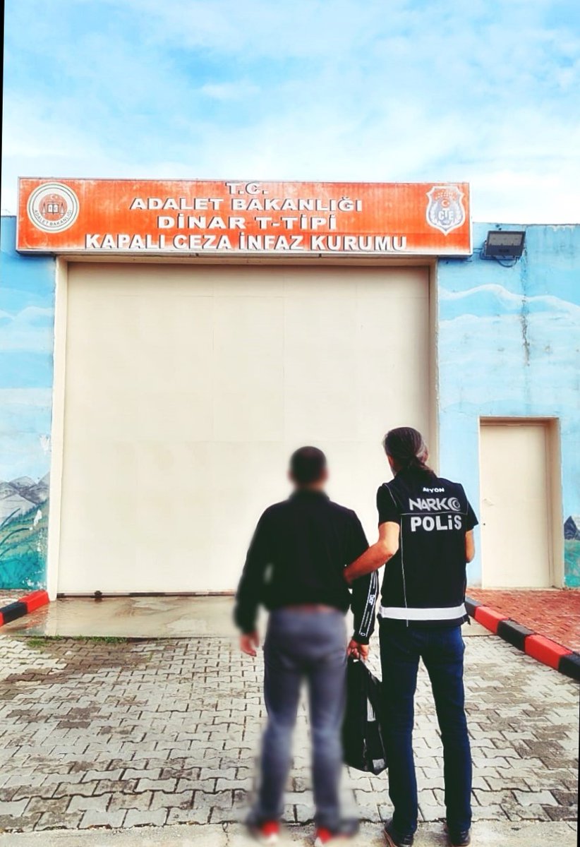 Afyonkarahisar'da Aranan Uyuşturucu Taciri Yakalandı
