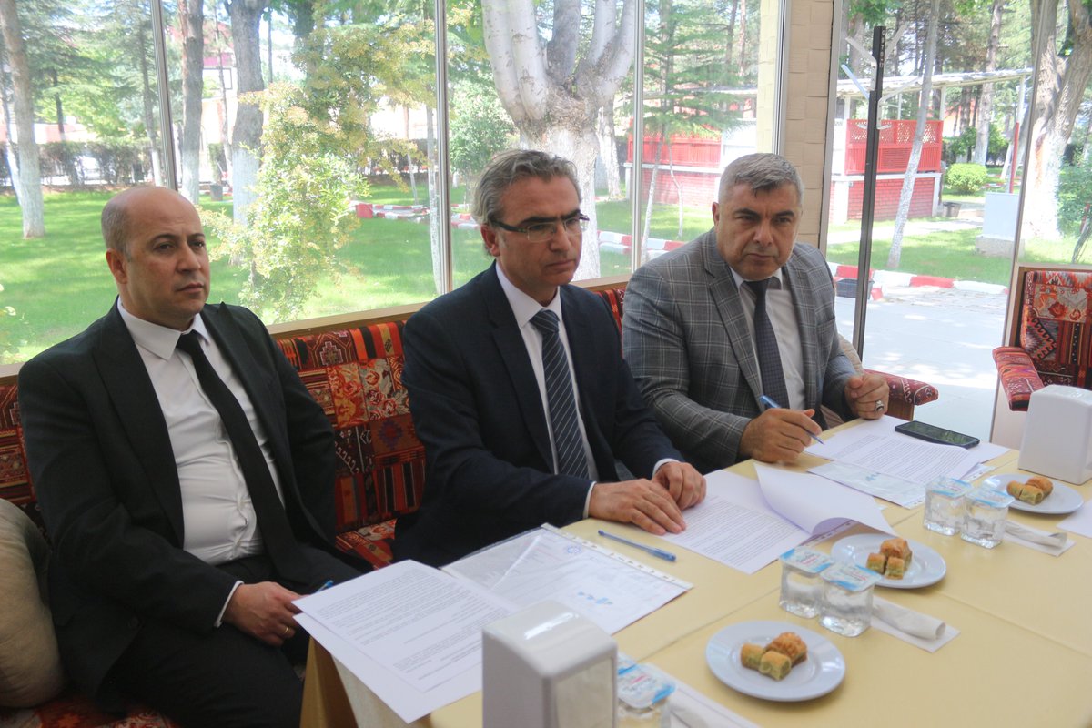 Afyonkarahisar İl Milli Eğitim Müdürlüğü Yürütme Kurulu Değerlendirme Toplantısı Gerçekleştirildi
