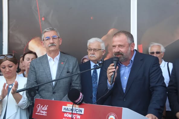 CHP'li Belediyeler Gömeç'te Halk Market Açtı