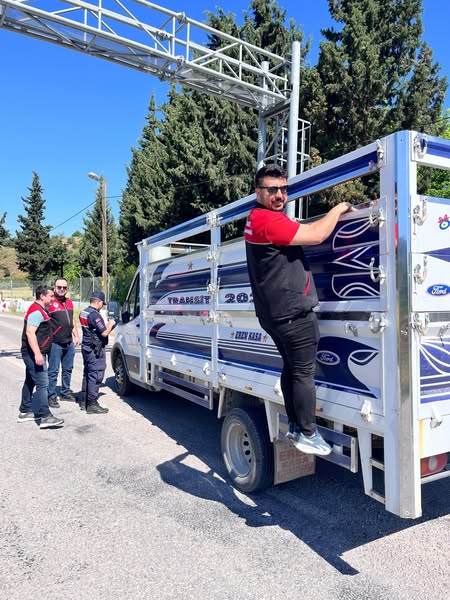 Sındırgı'da Kurban Bayramı Öncesi Hayvan Sağlığı Kontrolleri Yoğunlaştı