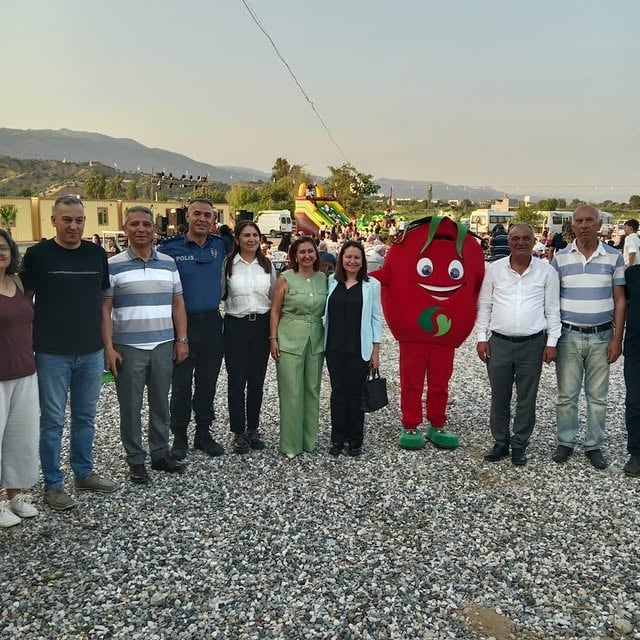 TKDK Aydın İl Koordinatörlüğü Domates Hasat Şenliğine Katıldı