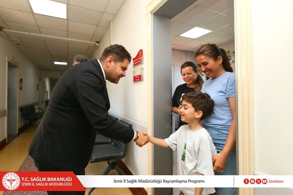 İzmir İl Sağlık Müdürü Öztop, Bayramlaşma Gerçekleştirdi