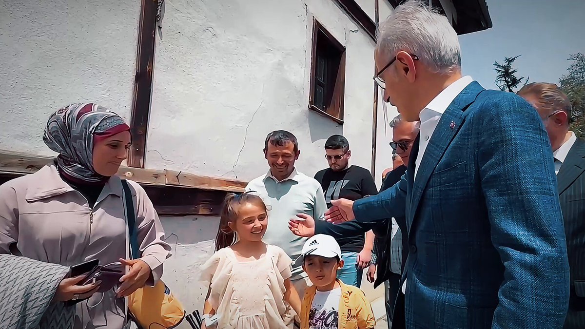 Ulaştırma ve Altyapı Bakanı Uraloğlu'ndan Kurban Bayramı Mesajı
